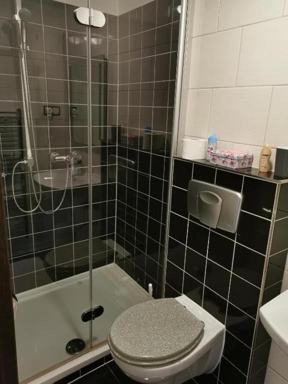 שונדורף Gaestehaus Giannikis מראה חיצוני תמונה