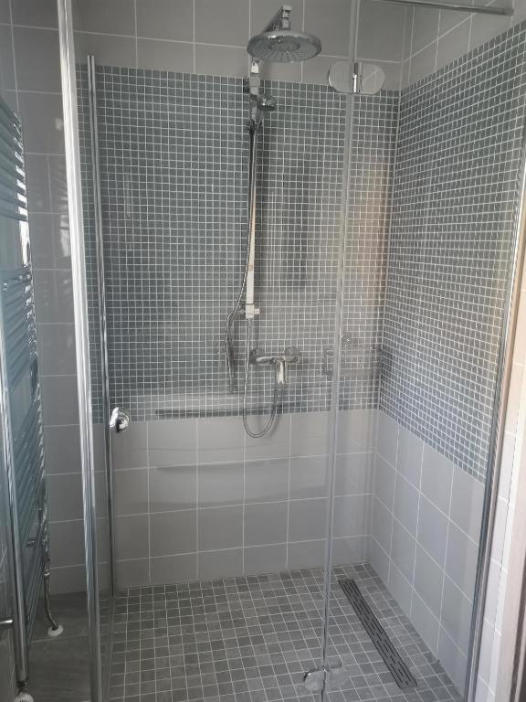 שונדורף Gaestehaus Giannikis מראה חיצוני תמונה